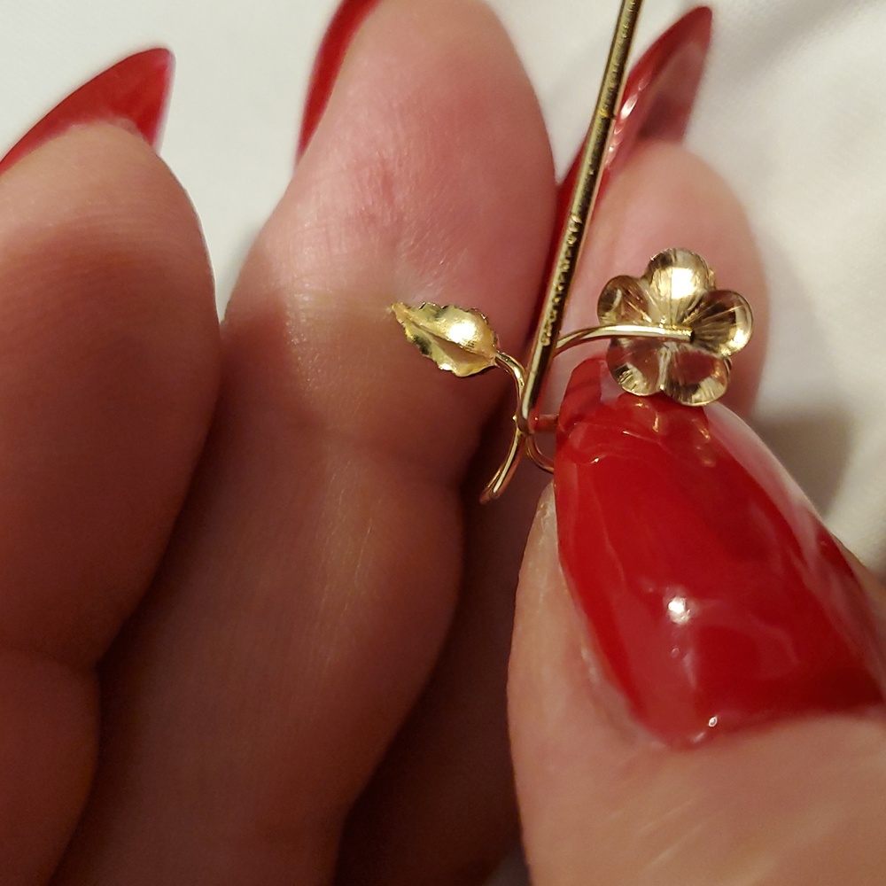 Gold 14 K MHF Rose Lapel Pin - Picture 5 of 7
